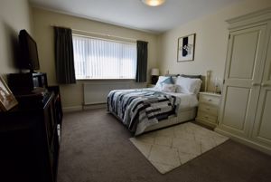 Photo 32- click for photo gallery